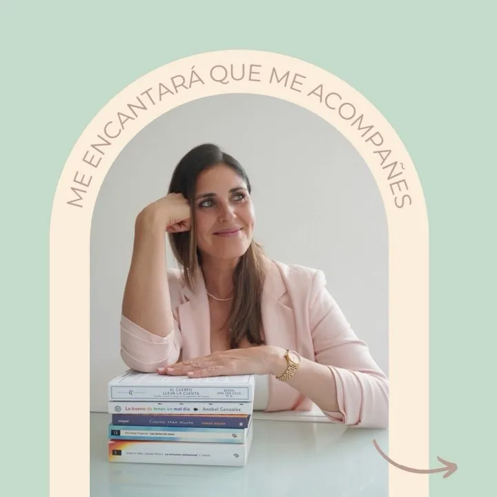 Elena Carpio Instagram